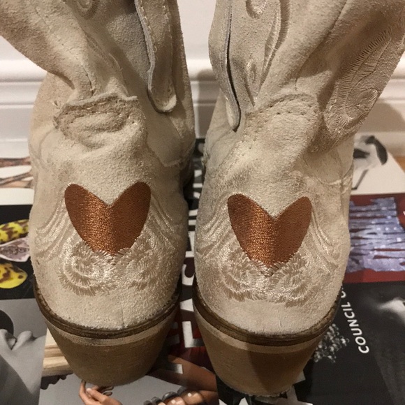 Cream Suede Western Ankle Booties with Tan Heart Accent - Picture 5 of 8